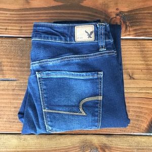 SIZE 6 American Eagle Outfitters Hi-Rise Jegging